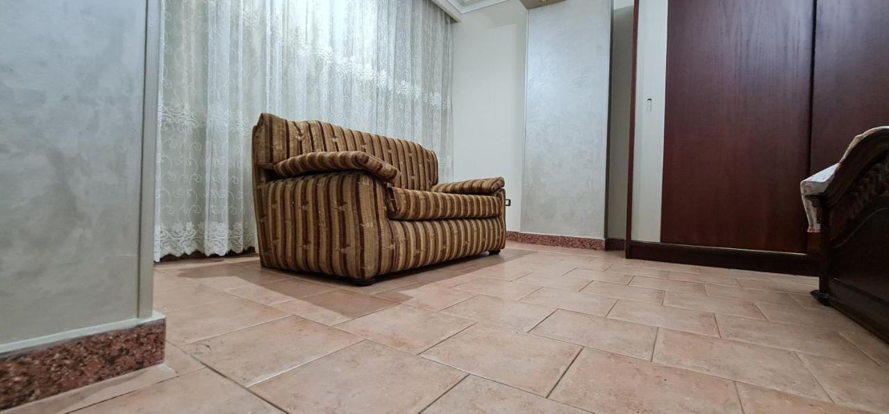 Comfy 2-Bedrooms Apartment In Cairo 44-2 Exterior photo